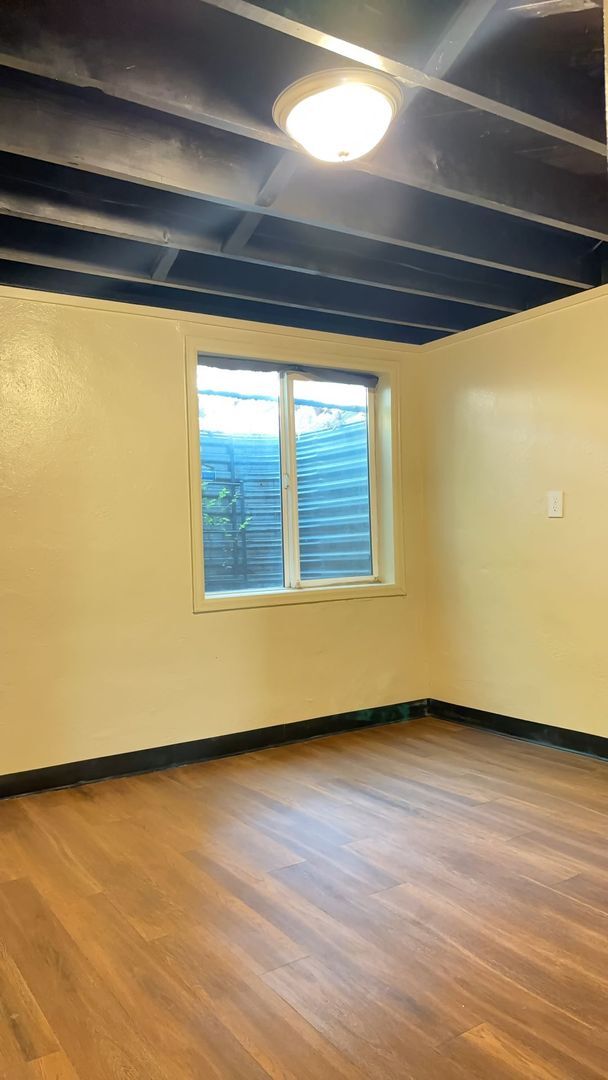 Foto del edificio - FREE PETS & UTILITIES BUNDLED! Walk to School of Mines from this Prime 2BR Golden Apt