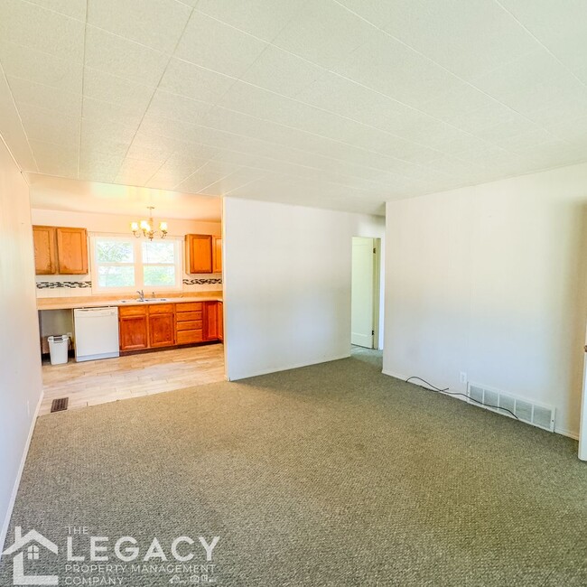 Building Photo - Welcome Home