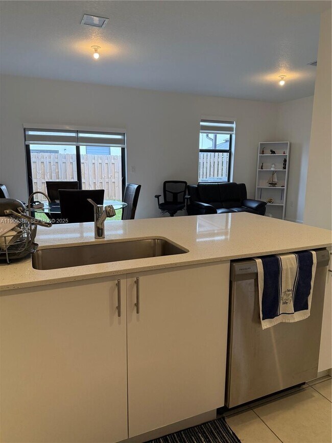 Foto del edificio - 12955 SW 231st Ter