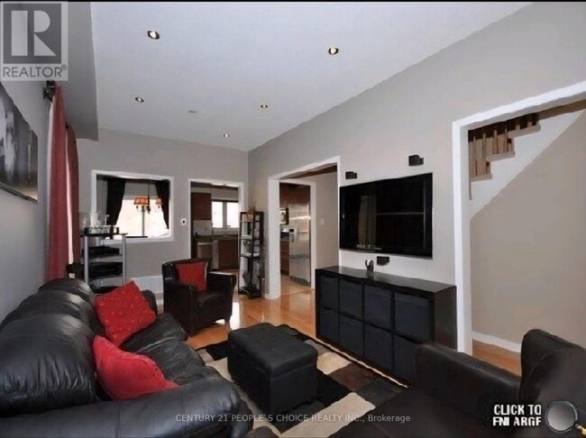 Building Photo - 67 Portrush Trail