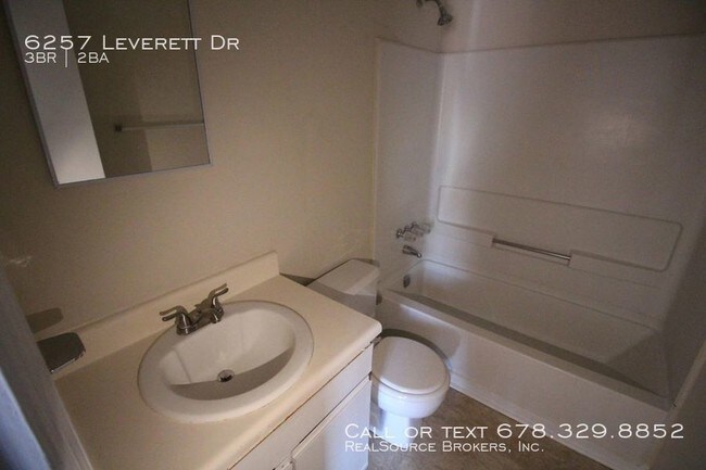 Building Photo - 6257 Leverett Dr - 3 beds, 2 full baths