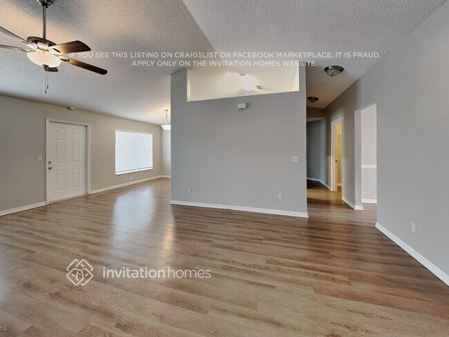 Foto del edificio - 1085 Kingfisher Way