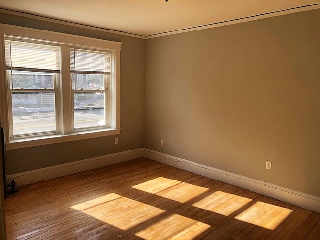 Building Photo - 269 Huron Ave
