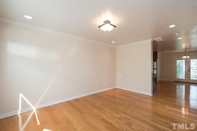 Building Photo - 105 Cooper Glen Pl