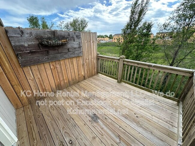 Building Photo - 8710 N Cleveland Ave