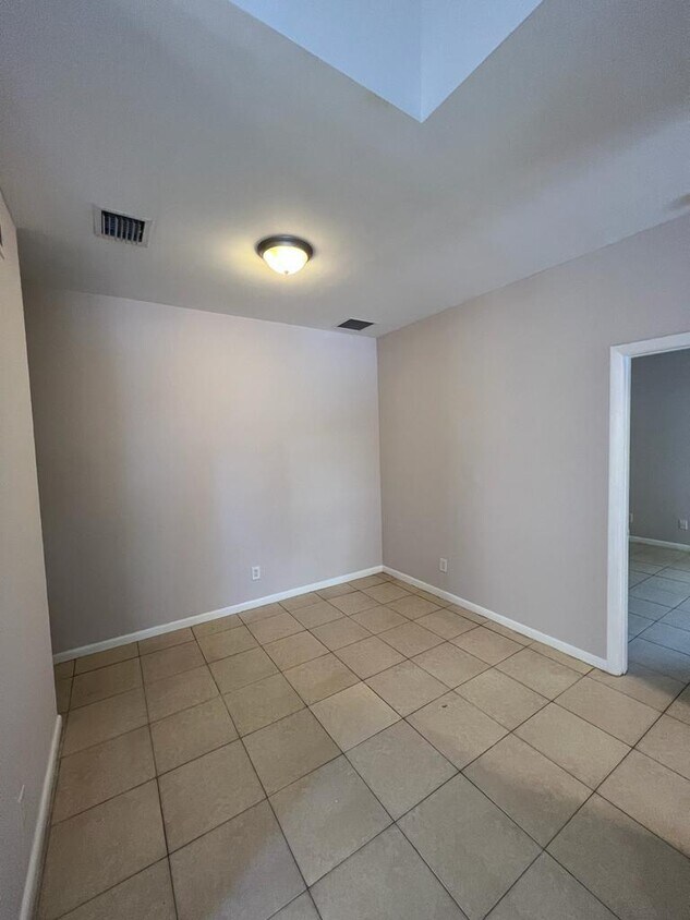 Building Photo - 651 Cypress Lake Blvd