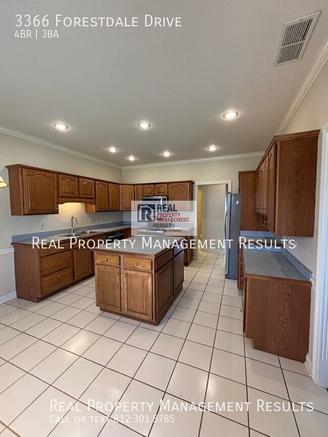Foto del edificio - 3366 Forestdale Dr