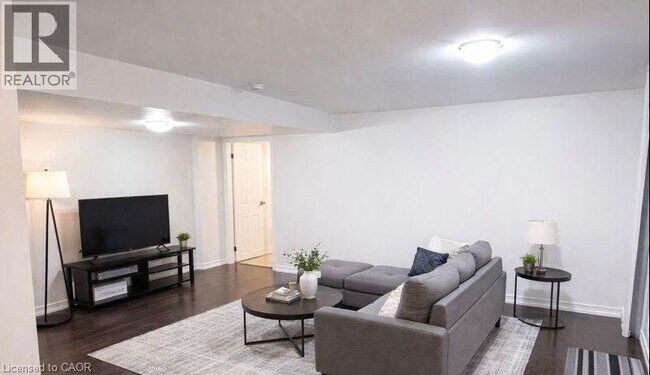 Photo du bâtiment - 95 Baffin Cres