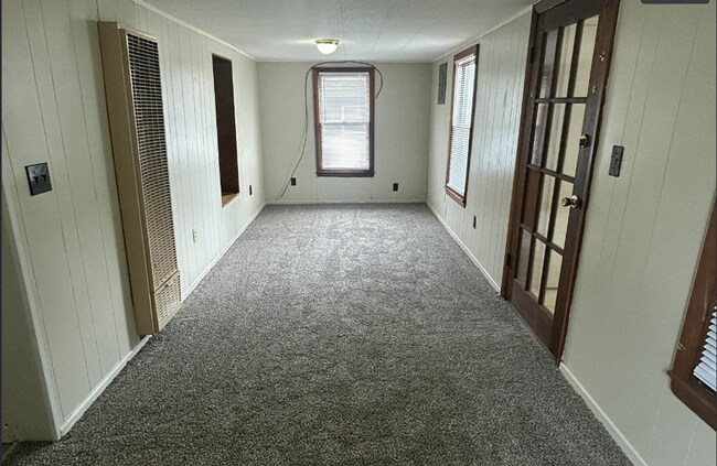 Building Photo - Charming 1-Bedroom Rental in the Heart of ...