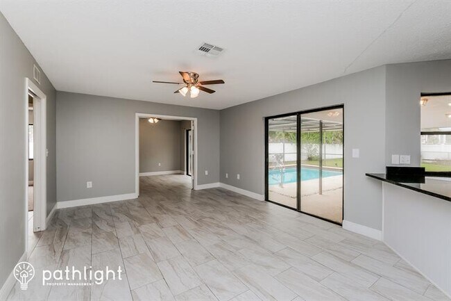 Building Photo - 7720 Gibralter Ct N