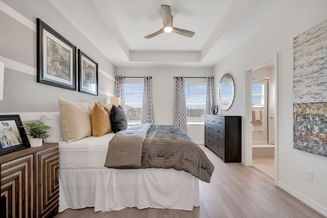Interior Photo - Valencia Isles
