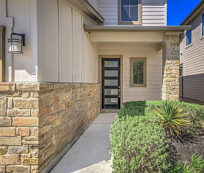 Building Photo - 15204 Kookaburra Path