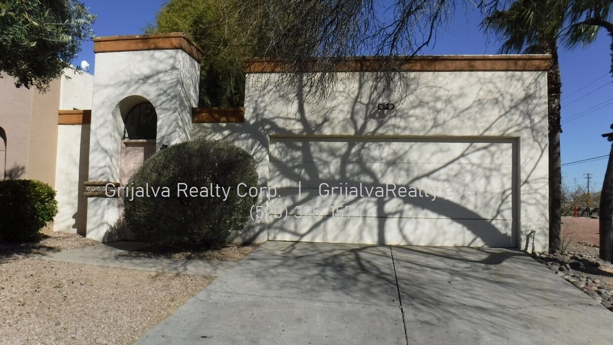 3 Bedroom, 2 Bath Townhouse For Rent (Los... - 3 Bedroom, 2 Bath Townhouse For Rent  (Los...