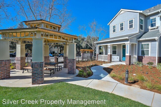 Foto del edificio - 3 br, 2.5 bath House - 1720 Catalina Ct
