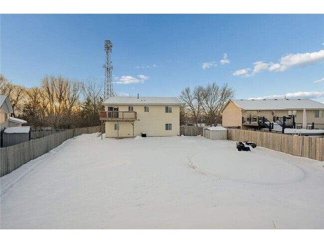 Building Photo - 3824 Tower Pond Dr