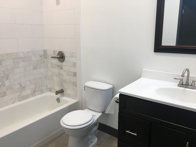 Building Photo - 6624 Kester Ave