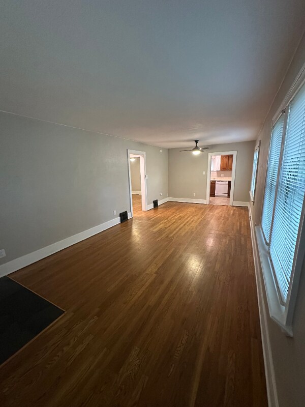 Foto del edificio - 1601 N El Paso St