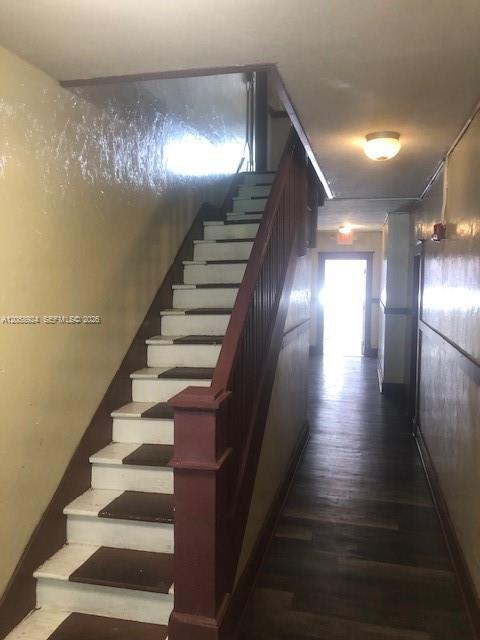 Foto del edificio - 125 NW 7th Ave