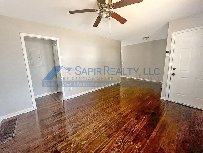 Foto del edificio - 2734 Browntown Rd NW