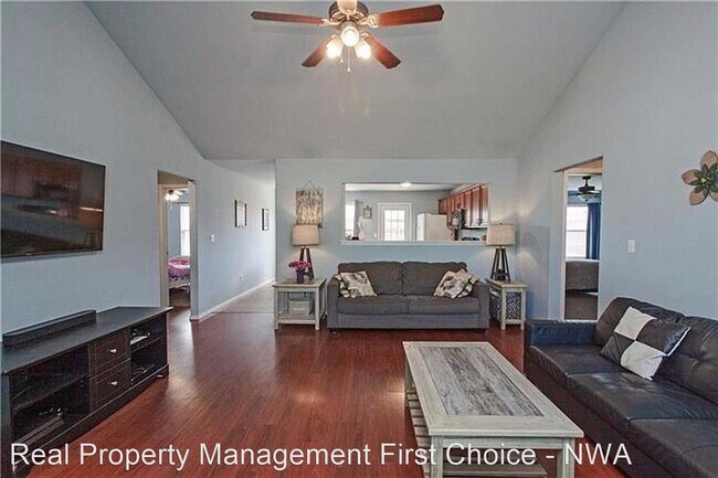 Foto del edificio - 4 br, 2 bath House - 3101 SW Wentworth Ave
