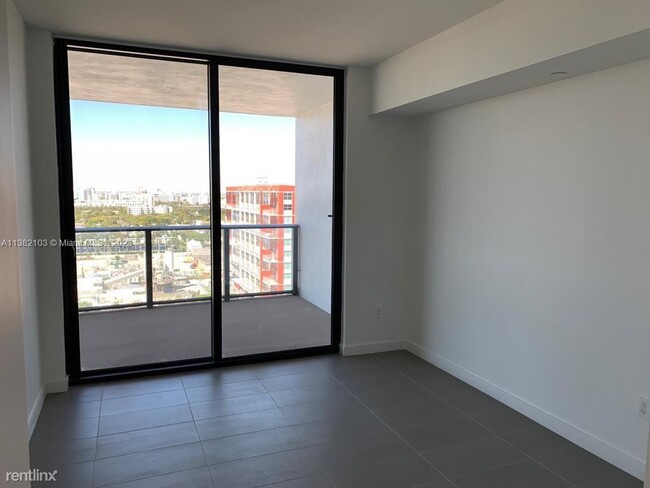 Foto del edificio - 1 br, 1.5 bath Condo - 1600 NE 1st Ave Ama...