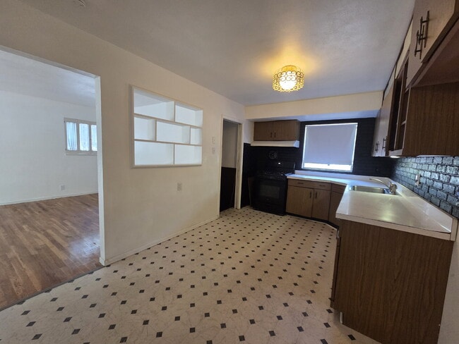 Building Photo - 10436 Durness Dr