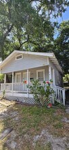 Building Photo - 2401 Mallory Ave