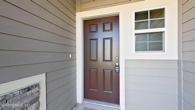 Foto del edificio - 9798 Fiddleback Ln