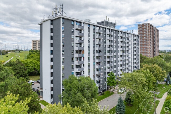 Building Photo - Tobermory Terrace