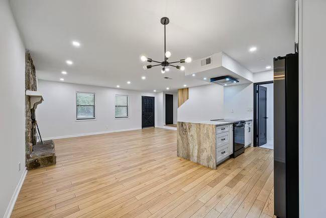 Foto del edificio - 1520 Springwood Dr SE