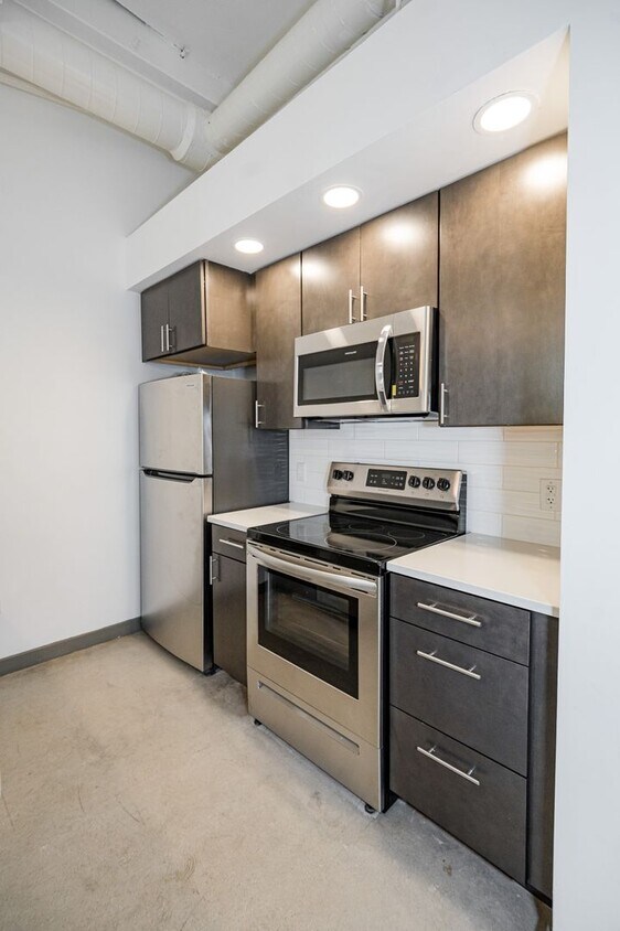 Foto principal - Downstairs Flat by Bike Rack with Washer &...