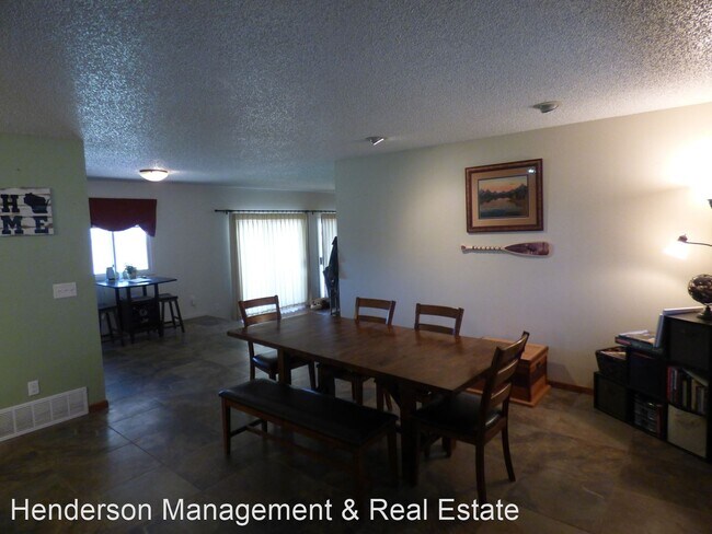 Foto del edificio - 4 br, 2 bath House - 3727 N. Franklin Ave.