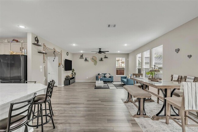 Foto del edificio - 520 Ayinger Ln