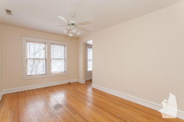 Building Photo - 1 bedroom in Chicago IL 60657