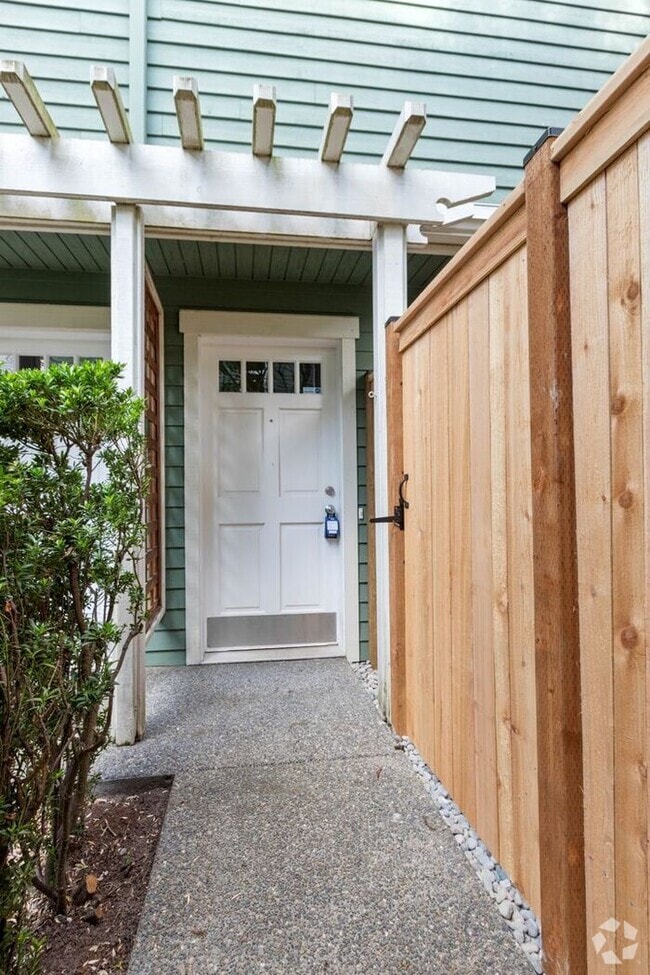 Building Photo - 3047 60th Ave SW