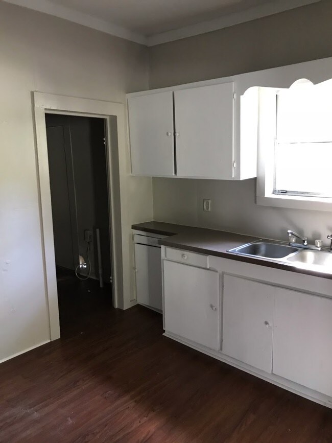 Foto del edificio - 3107 Jackson St
