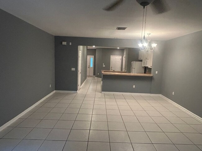Building Photo - 1325 Stone Rd