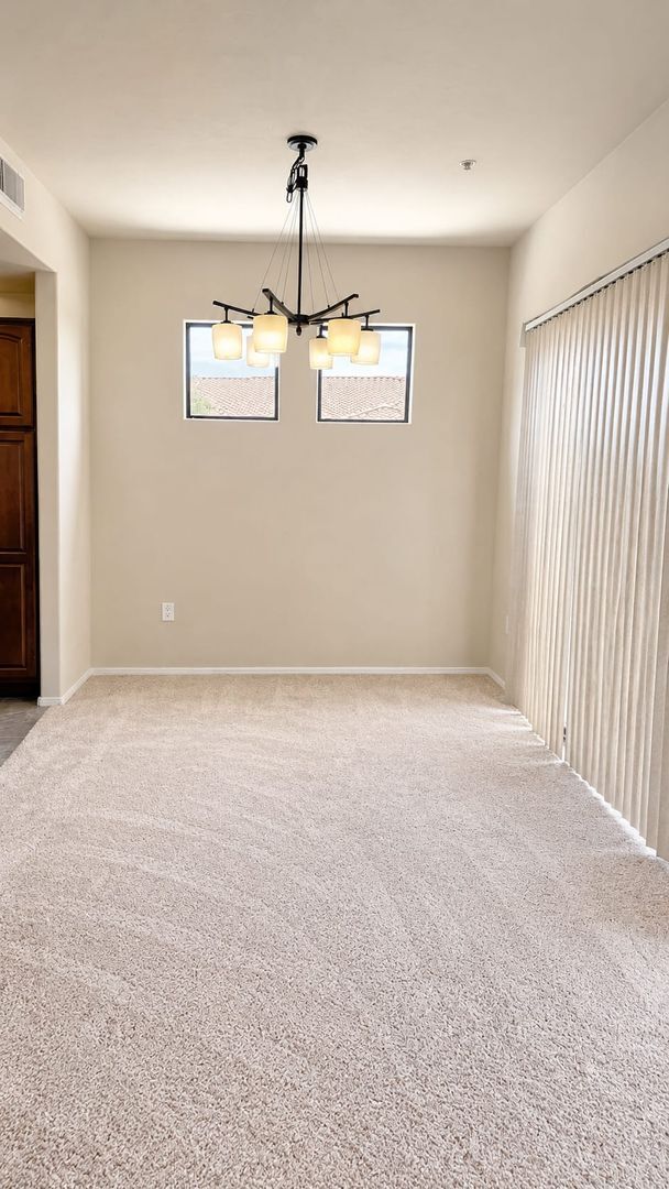 Building Photo - Beautiful Mountain view 1 Bed 1 Bath Condominium!