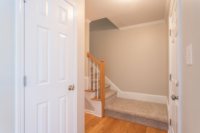 Building Photo - Adorable Clayton Town home For Rent