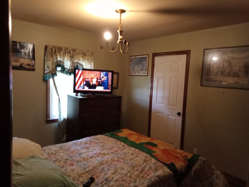 Foto del edificio - 3033 Bloomingdale Rd