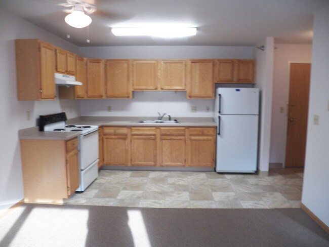 Foto del edificio - Maurice S. Surlow Senior Residence