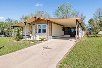 Building Photo - 10034 Hamp Dr