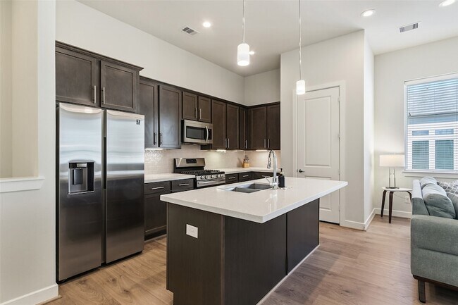 Foto del edificio - 126 Knightsbridge Park Ln