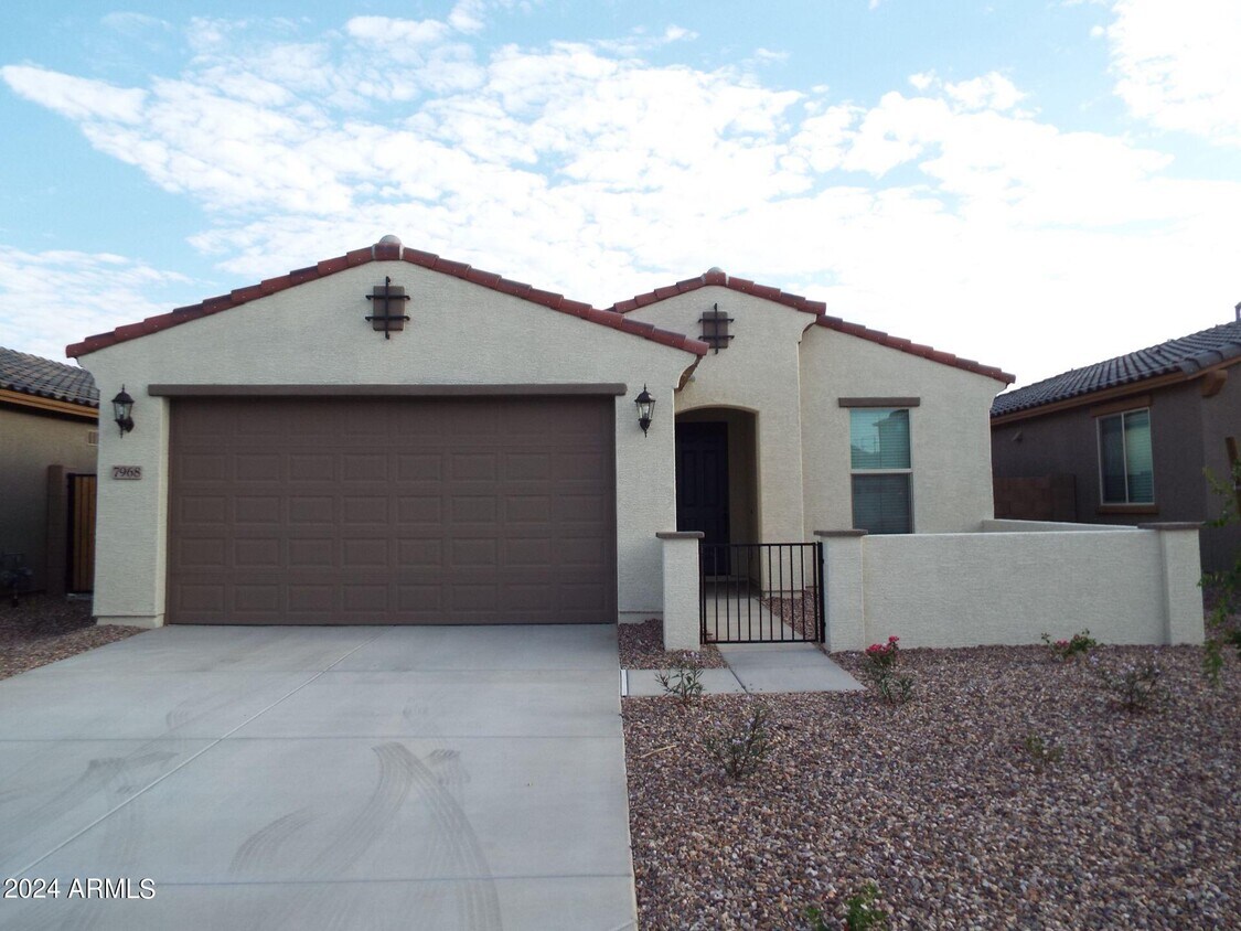 Primary Photo - 7968 W Orange Dr