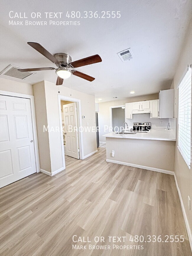 Foto del edificio - 1936 E Yale St