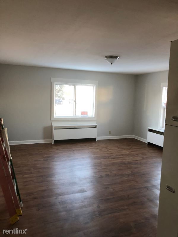 Building Photo - 1 br, 1 bath Apartment - 604 5th St SW