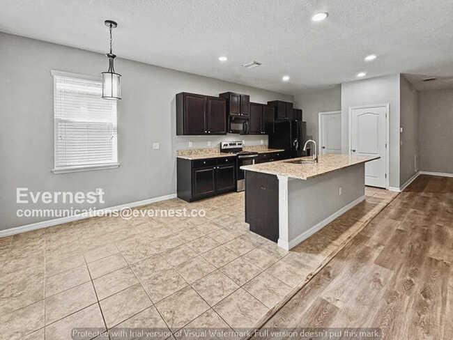 Building Photo - 11602 Warren Oaks Pl