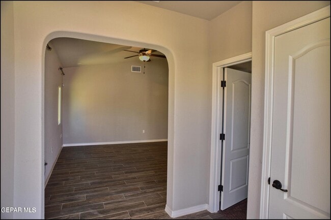 Building Photo - 2120 Thomas Lackland St