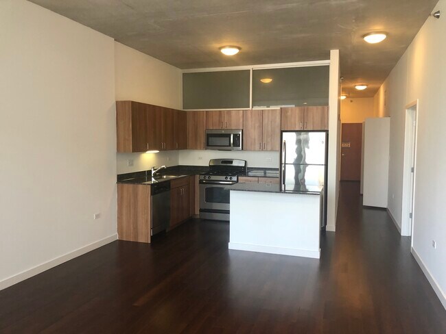 Foto del edificio - 235 W Van Buren St