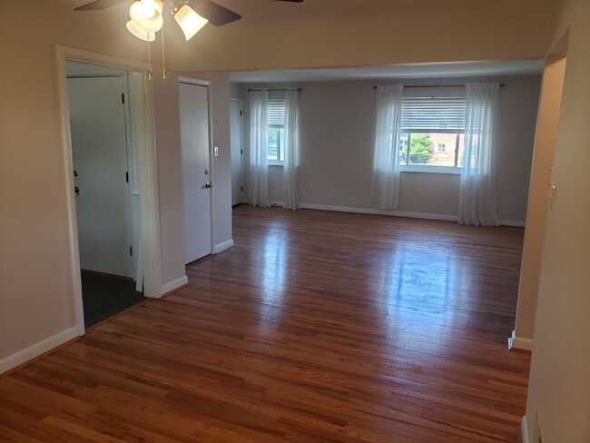 Foto del edificio - 4929 Kelsch Ln